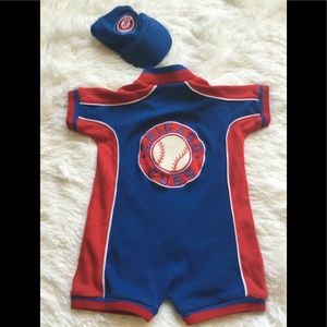 NWOT/Infant Unisex Cubs and Polo onesie